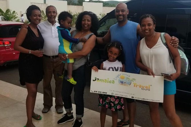 Airport MBJ Round Trip Transfer to Ocho Rios Airbnb Home, Resorts - Price and logistics: when this $133.34 per person feels worth it