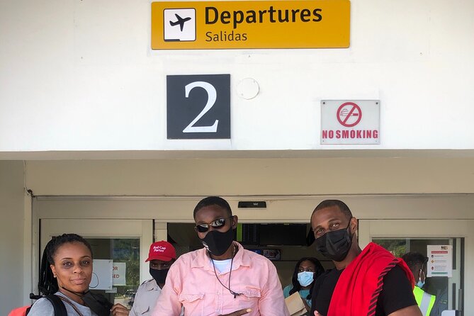 Airport MBJ Round Trip Transfers, to Montego Bay Airbnb & Resorts - In-Car Touches: Flight Questions, Luggage Loading, and Special Stops