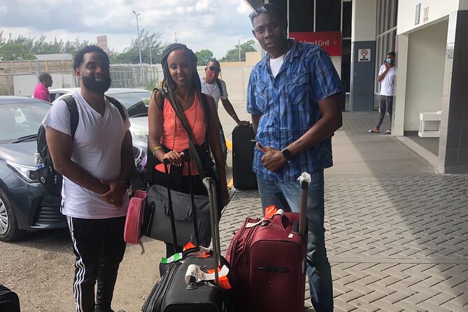 Airport Round transfer Excellence,Coral Springs,Paladium, Royaltan Blue Waters - Price and Value: Is $100 Per Person a Good Deal?