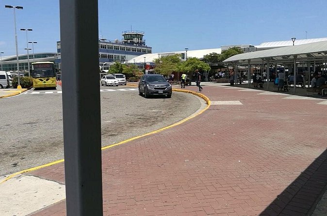 Airport Transfer MBJ Montego Bay to Kingston - Should You Book Campus Tours for MBJ to Kingston?