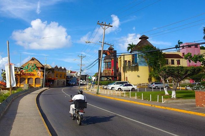 Airport Transfer MBJ Montego Bay to Kingston - Inside the Ride: Clean, Spacious, and Driver-Handled