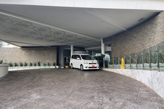 Airport Transfer to Negril - How flight tracking helps when plans wobble