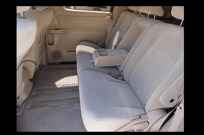 Airport Transfers to Montego Bay Hotels – The Best in Jamaica! - Meeting Point Smart Moves: Where to Find the Desk at Sangster