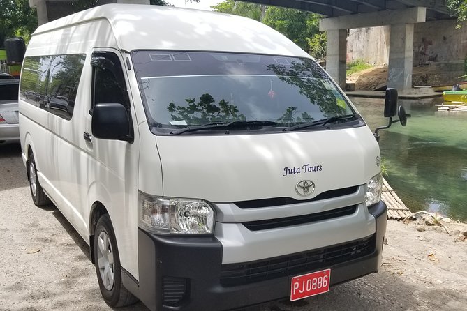 Bahia Principe Grand Jamaica Private Airport transfer - The ride time, what it usually feels like, and what you might see