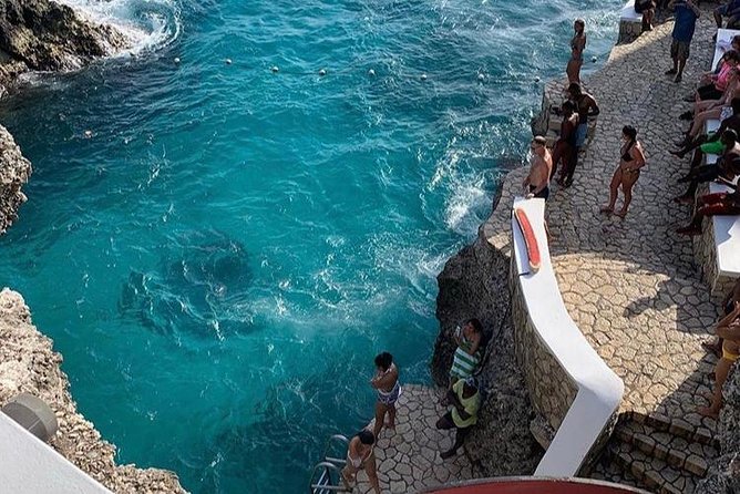 Bamboo Rafting and Limestone Foot Massage with Ricks Cafe Private Tour - Quick Reasons This Tour Works in Montego Bay