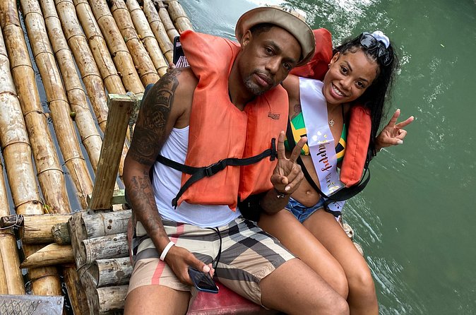 Bamboo Rafting Montego Bay - Glamour Shots and Captain Role-Play, Why the Photo Stops Matter
