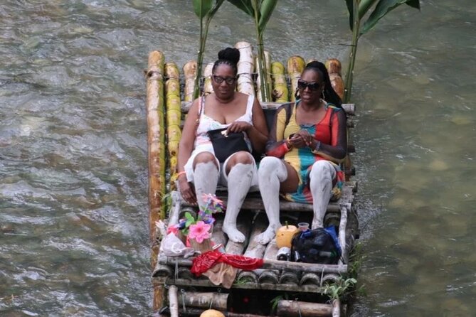 Bamboo rafting with Limestone Foot Massage free rum taste - Shopping as part of the day, not an extra chore