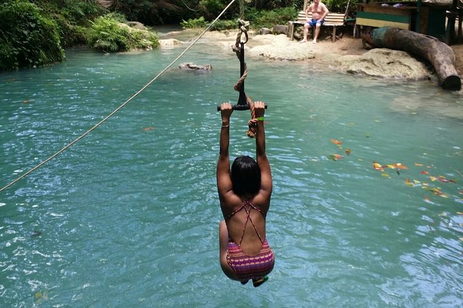 Blue Hole and Dunn's River Falls from Montego Bay - Scotchies Food Stop: Real Jamaican Jerk Without Forcing a Big Lunch