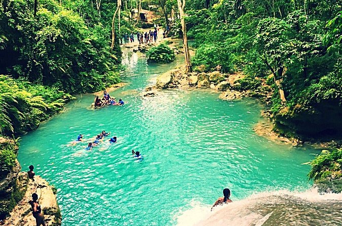 Blue Hole and Horseback Riding and Shopping - Jamaican dishes sampling and shopping: how to spend your time well