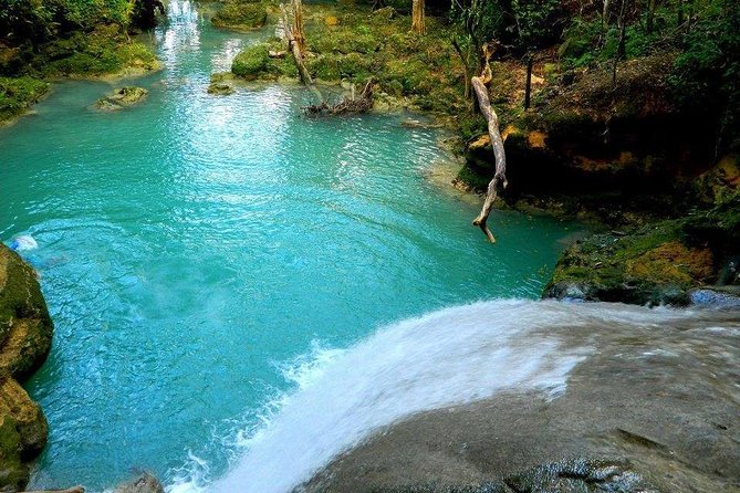 Blue Hole and River Rafting - How the pickup and drive set the tone in Ocho Rios