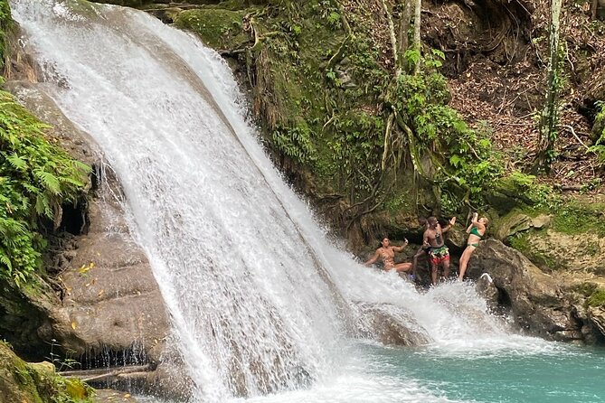 Blue Hole and River Rapids Adventure - Key things that make this tour work well