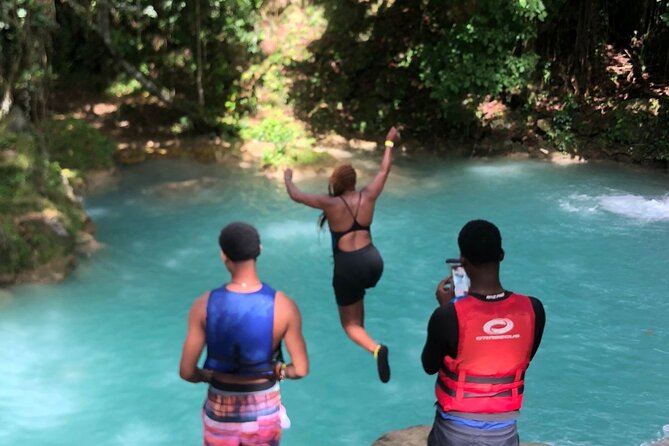 Blue Hole and Sightseeing Tour from Falmouth - Which kind of traveler should book this