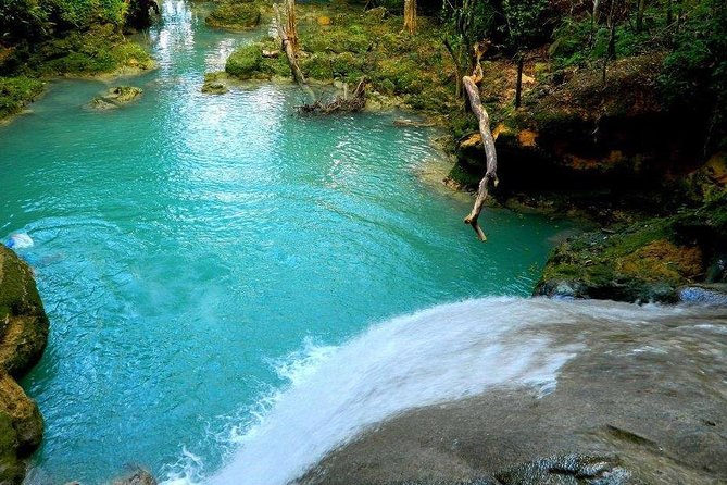 Blue Hole and Sightseeing Tour from Falmouth - Taj Mahal Shopping Center: a short duty-free stop that saves you time