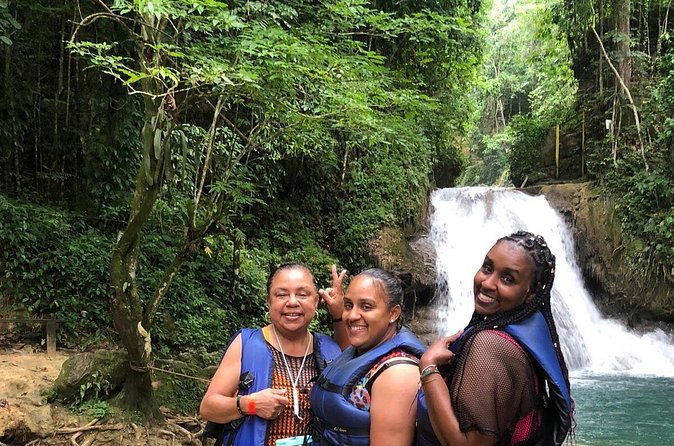 Blue Hole and Souvenir Shopping Ocho Rios (Transportation Only) - The Real Safety Story: Slippery Steps and a Guide Who Keeps It Together