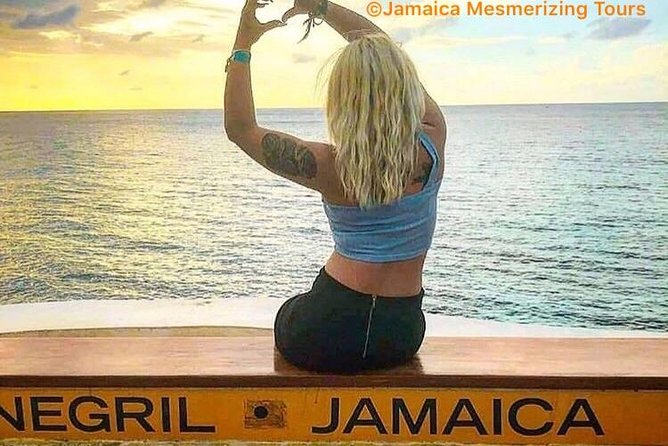 Blue Hole Mineral Spring, Seven Mile Beach, Ricks Cafe/ Shopping Private Tour - Private Transfer Days in Negril, with Real Choice