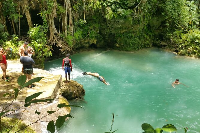 Blue Hole/Secert falls and Dunns River Combo Tour - Key strengths at a glance