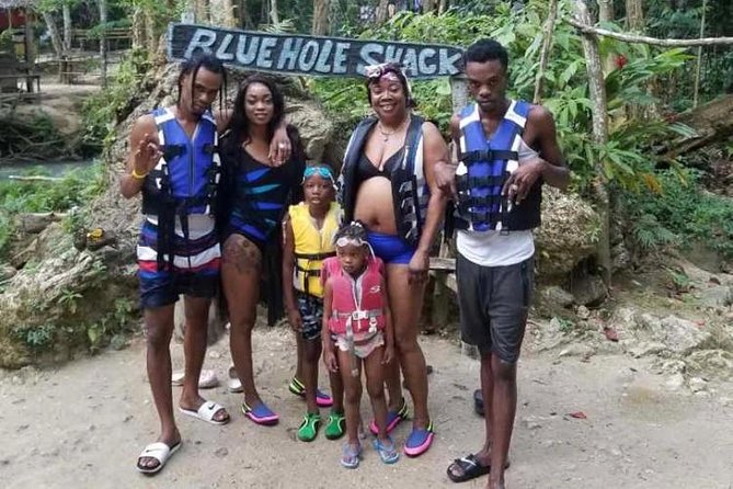 Blue Hole Secret Falls and Bob Marley Nine Mile Private Tour - The Nine Mile Stop: Visiting Bob Marley’s Boyhood Home and Mausoleum