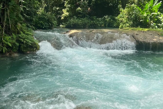 Blue Hole, Secret Falls & River Rapids Tubing from Montego Bay - Water, drinks, and lunch, what is covered and what you should plan