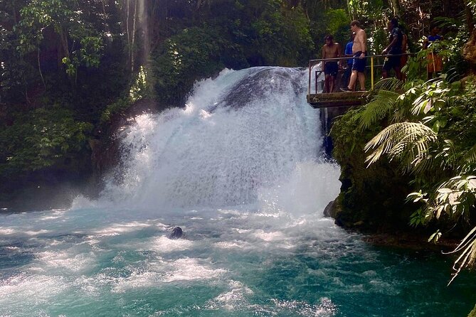Blue Hole & Secret Waterfalls Tour from Falmouth Cruise Ships - Drinks, Lunch Options, and How to Plan Your Half Day