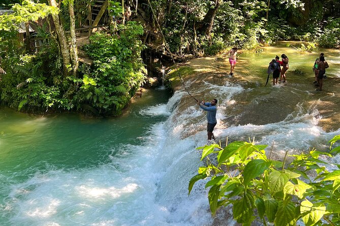 Blue Hole Waterfalls and Bamboo Rafting with Transportation - Timing, Lunch Stops, and How to Avoid a Hangry Day