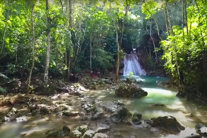 Blue Hole Waterfalls and Rasta Garden from Montego Bay - Stop 2: Blue Hole waterfalls hike to 12 falls, the main event