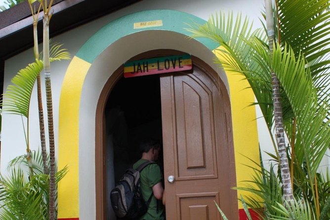 Bob Marley Mausoleum Tour from Ocho Rios - Getting to Bob Marley’s Nine Mile: the drive from Ocho Rios
