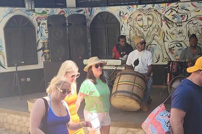 Bob Marley Nine Miles Shuttle with admissions. . - What This Nine Mile Shuttle Gets Right