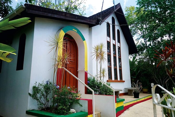 Bob Marley Nine Miles, sightseeing and local food and fruit stop - Price and value: is $125 worth it?