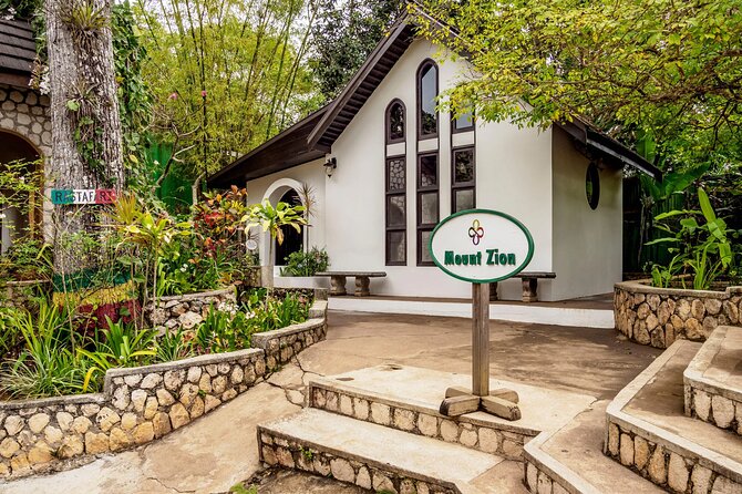 Bob Marley Nine Miles, sightseeing and local food and fruit stop - Inside Bob Marley’s mausoleum and childhood home