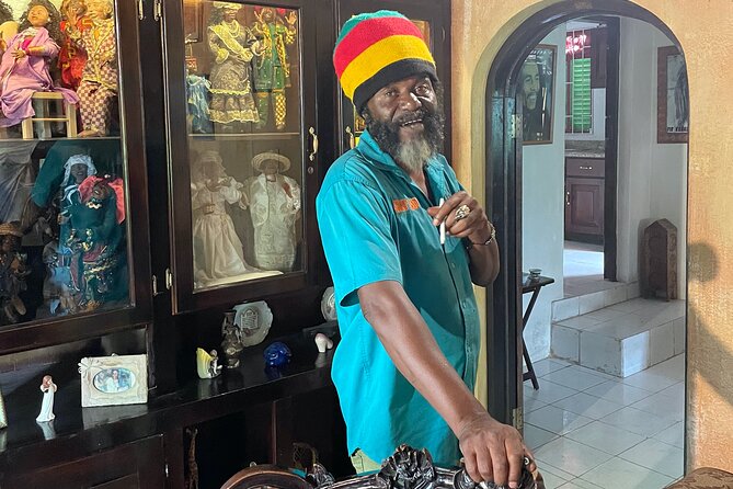 Bob Marley's Nine Mile Mausoleum Tour (Complimentary Rum Punch) - The Heart of The Tour: What You See in Nine Mile