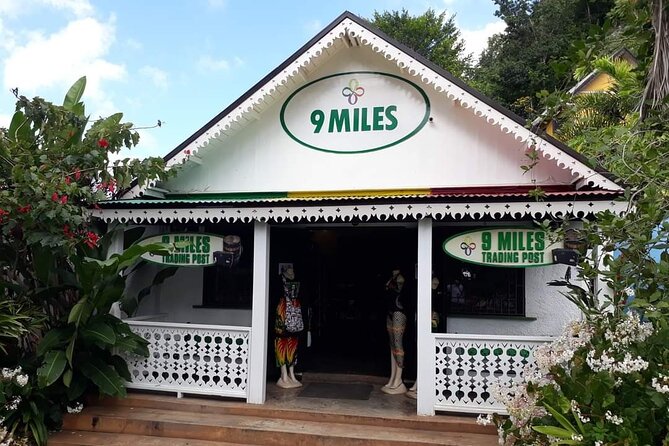 Bob Marley's Nine Mile Tour with Admission from Montego Bay - Why Nine Mile Works So Well When You Start in Montego Bay