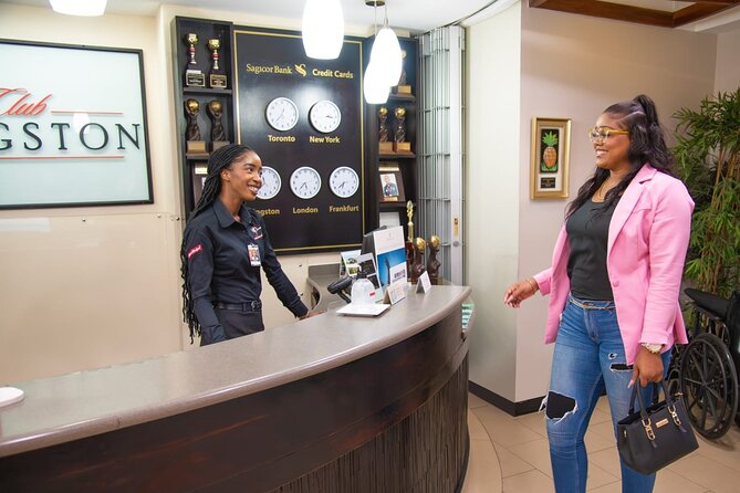 Club Kingston VIP Lounge & Priority Entry at Norman Manley - Unlimited Food and Drinks: What You Can Expect to Eat