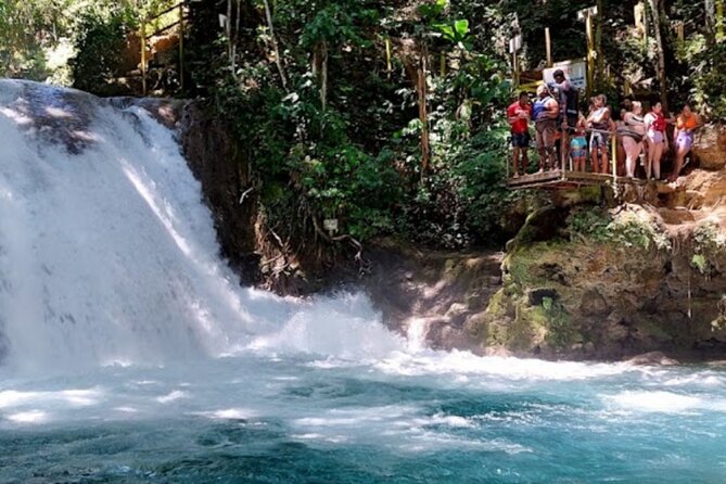 Cool Blue Hole from Ocho Rios - What to Bring for a Smooth Blue Hole Day