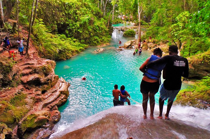 Cool Blue Hole from Ocho Rios - Who This Tour Is Best For