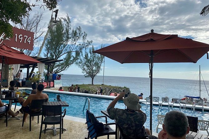 Day Tour Negril Beach & Ricks Cafe - Montego Bay to Negril: Drive Time, Comfort, and Pacing