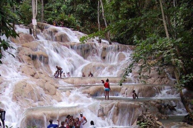 Dunn's River Falls and Blue Hole Private Tour from Ocho Rios - Pickup, Timing, and How You Get a Smoother Day