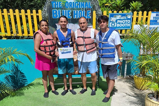Dunn's River Falls and Blue Hole tour from Montego bay. - Dunn’s River Falls: the 55m hike and the beach finish