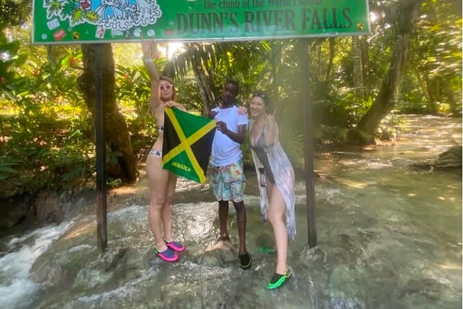 Dunn's River Falls and Blue Hole Tour Ocho Rios from Montego Bay - Human-Chain Dunn’s River Falls, from Beach to 600 Feet