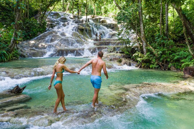 Dunn's River Falls and Bob Marley Mausoleum - What to Pack for Dunn’s River and Nine Mile