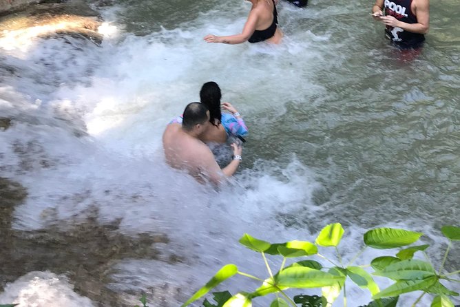 Dunn's River Falls From Montego Bay - Fitness and comfort: what moderate really means here