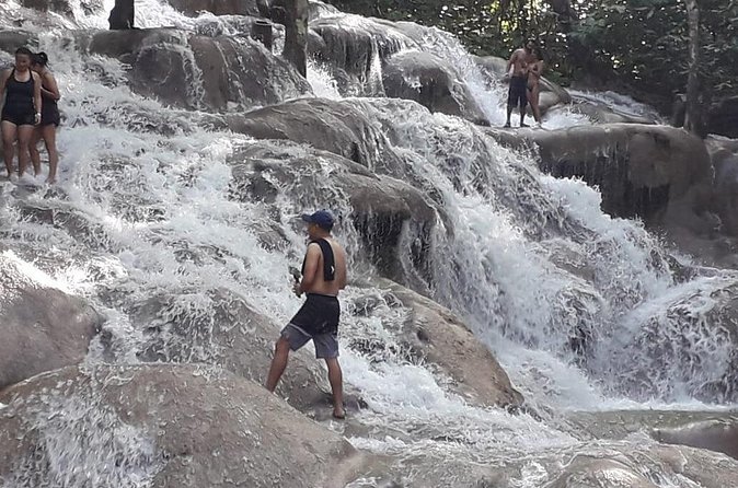 Dunn's River Falls from Ocho Rios - Safety on the rocks, and what to do if you are unsure