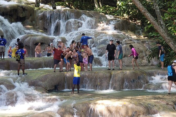 Dunn's River Falls Half Day Tour From Montego Bay - A quick picture break at Rio Bueno