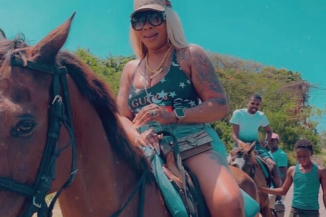 Dunn’s River Falls,Zip lining & horseback riding Combo tour from Montego Bay - Horseback riding from rainforest trails to Ocho Rios Bay Beach