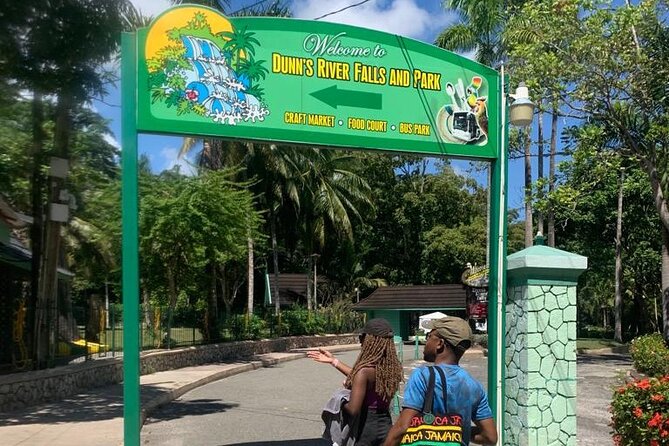 Dunn's River Falls, Zipline Adventure from Kingston - A national treasure falls climb, then a zipline above it