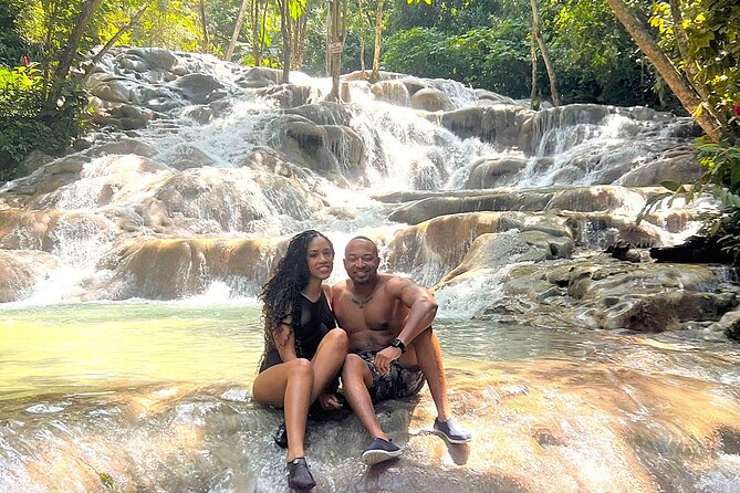 Dunn's River Park & Blue Hole Waterfall Combo from Montego Bay - Crowds, kids, and fitness: who will enjoy this most