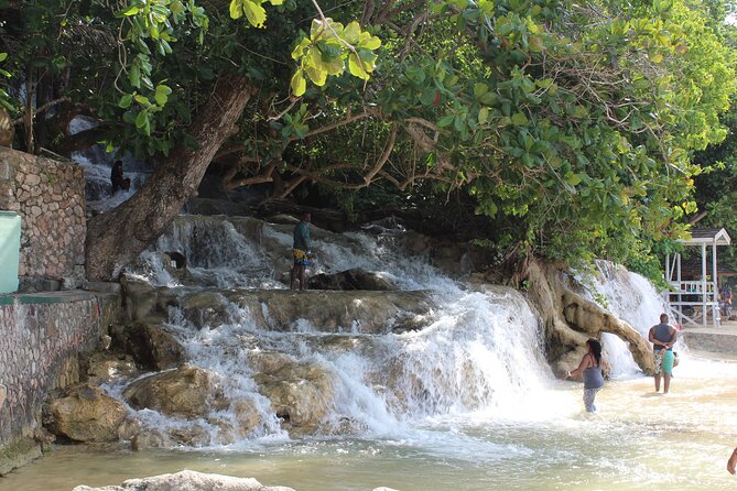 Dunn's River Park & Blue Hole Waterfall Combo from Montego Bay - Price and value: what $135 buys you, and what costs extra