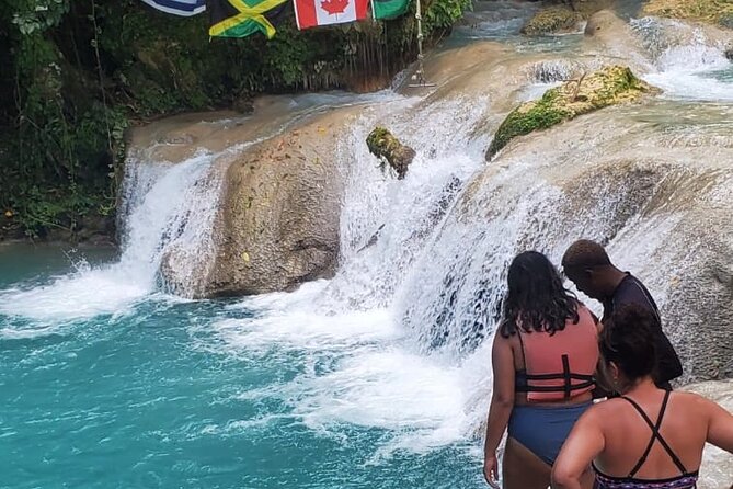 Dunns River Falls & Blue Hole Combo from Montego Bay with Pick Up - Getting From Montego Bay to Ocho Rios Without Losing the Day