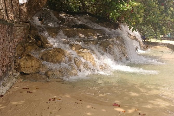 Dunns River Falls Scenic Tour - The North Coast drive: What you’re really paying for