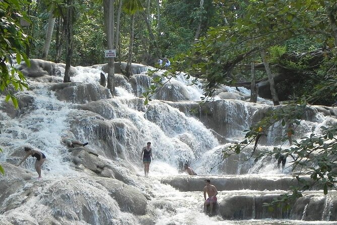 Dunns River Tour - Optional zip line over the falls and the value of saying yes