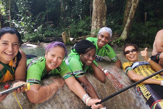 Exhilarating Dunn's River Falls Guided Tour from Ocho Rios hotels - Dunn’s River Falls Entrance and Park: Start at Sea Level